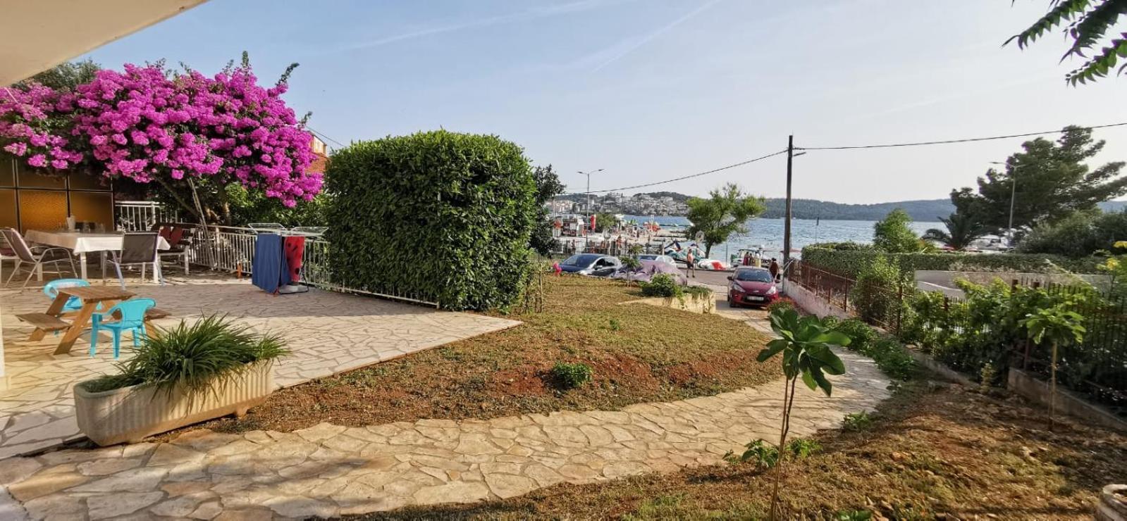 Apartman Simac Okrug Gornji Trogir Exterior foto